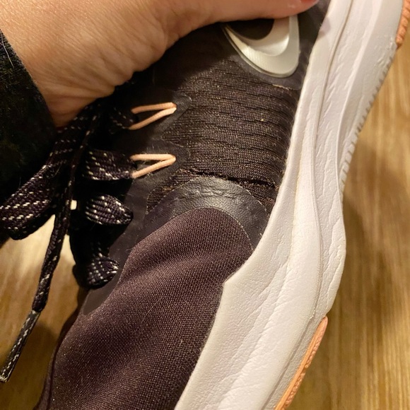 PREOWNED NIKE TANJUN IN SEASON TRAINERS RUNNING SHOES SIZE 8 BLACK PINK SILVER - Picture 14 of 16